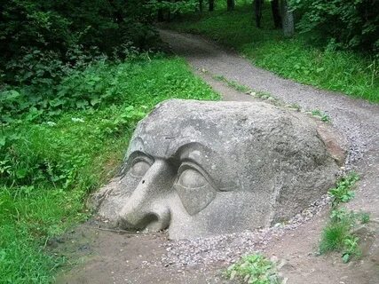 Голова витязя парк сергиевка