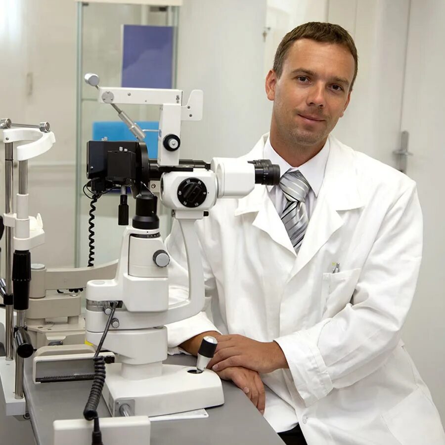 Отделение офтальмологии. Центр оперативной офтальмологии. Центр оперативной офтальмологии. Центр оперативной офтальмологии. Обследование у офтальмолога.