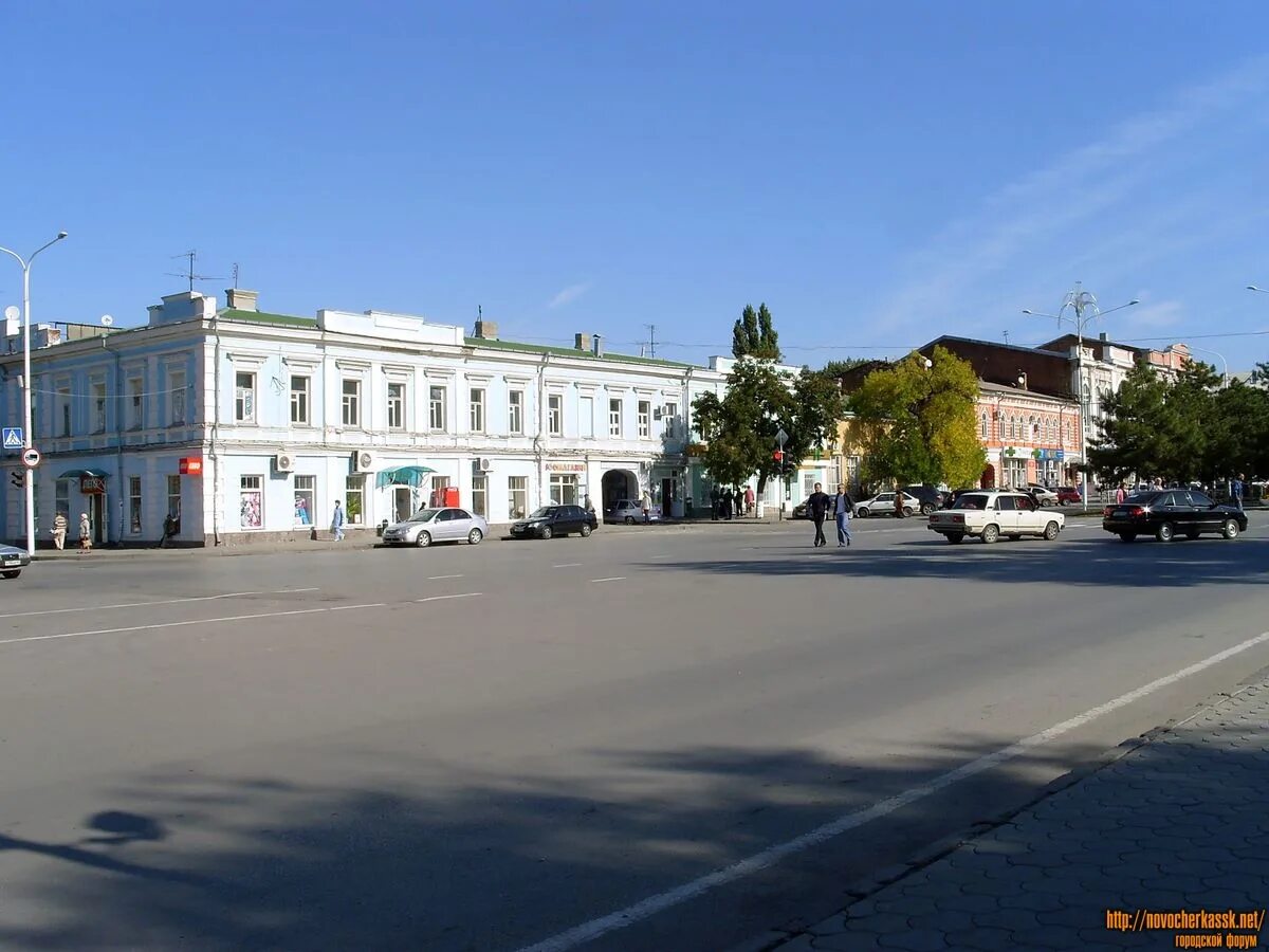 Платовский сквер Новочеркасск. Платовский 126 Новочеркасск. Платовский проспект Новочеркасск достопримечательности. Новочеркасск Платовский 54. Таласса новочеркасск