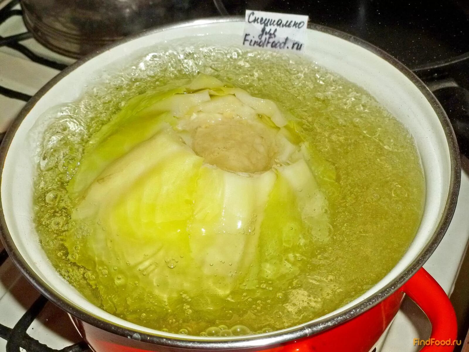 Кастрюля для голубцов. Голубцы в мультиварке. Как правильно варить голубцы в кастрюле. Голубцы приготовление полуфабрикатов. Голубцы на сковороде.