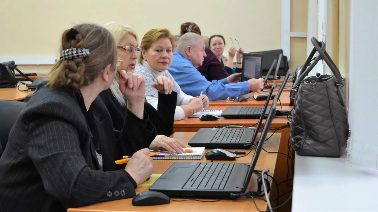 Обучение. Профобучение безработных граждан. Переобучение в центре занятости. Профессиональная переподготовка безработных граждан. Профессиональной подготовки, переподготовки безработных граждан.