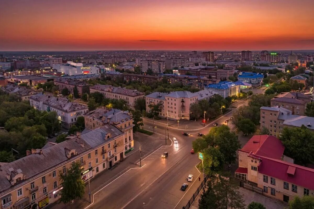 Текущее время в оренбурге. Город Оренбург. Город Оренбург центр города. Оренбург город Оренбург. Оренбург ночной город центр.