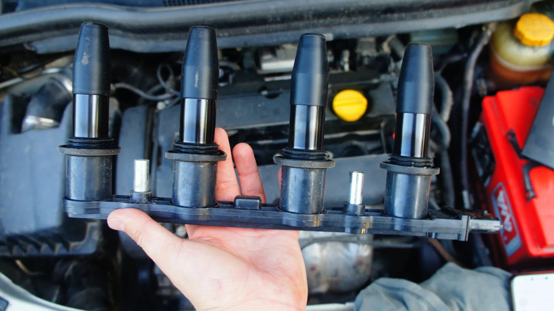 Опель зафира z18xer модуль зажигания. Зажиганияопелзафира 1.6.16. модуль зажигания опель зафира. модуль зажигания опель зафира б z18xer. зажигание опель зафира.