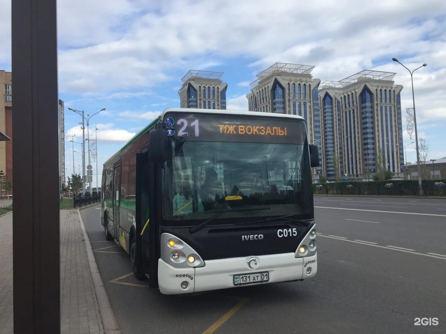 Автобус астана время. Автобус Астана. 21 Автобус. Автобус т21. Автобус 48 маршрут Астана.