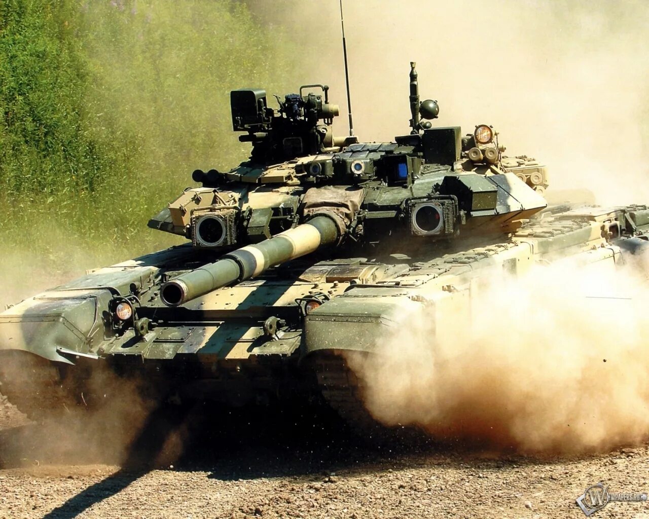 T90 танк прорыв. Танк т 90 картинки. Т 90. Танк т90. Танк т 90 армада.