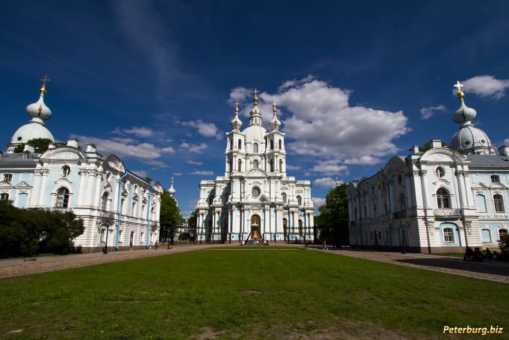 смольный собор растрелли. смольная площадь санкт петербург. смольная площадь санкт петербург. площадь растрелли смольный собор. воскресенский смольный собор санкт-петербург.