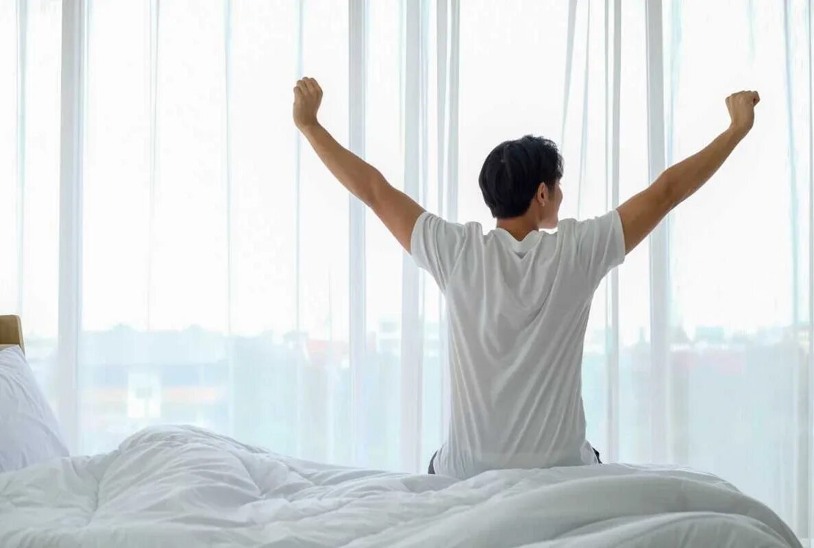 Wake up system. Wake up man. man waking up from dream. китаец доброе утро картинки. йога в пижаме фото.