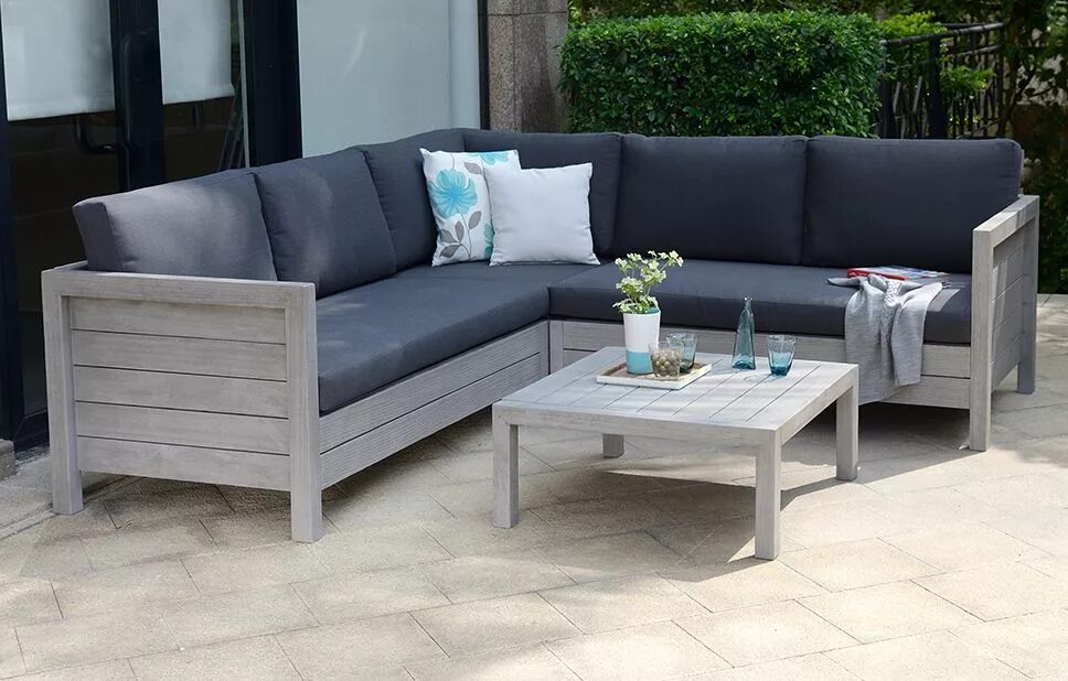 Диван угловой уличный для дачи. Диван для террасы antares dfn srl samuele mazza outdoor 82480. садовый диван gloster grand weave. деревянный диван с подушками для дачи. садовый угловой диван.