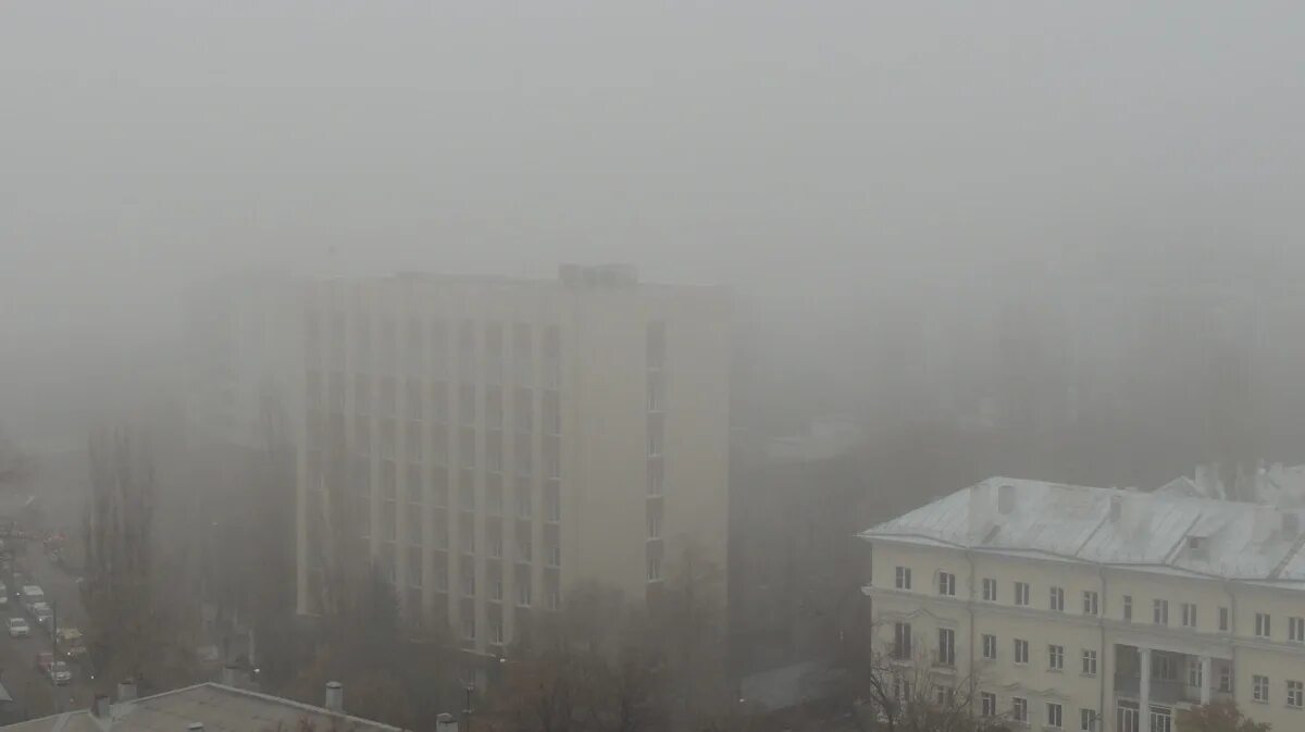 Заморозки в воронеже в ближайшие дни. Туман фото. Туман в Воронеже. Туман сейчас. Ноябрь туман.