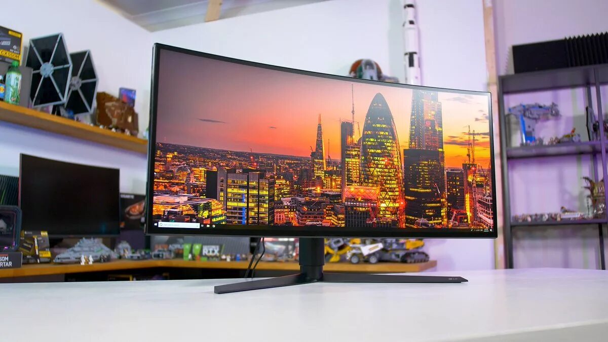 Топ мониторов для игр. LG 34 Ultrawide 3440x1440. Лучшие фирмы мониторов. Ultrawide мониторы лучшие.