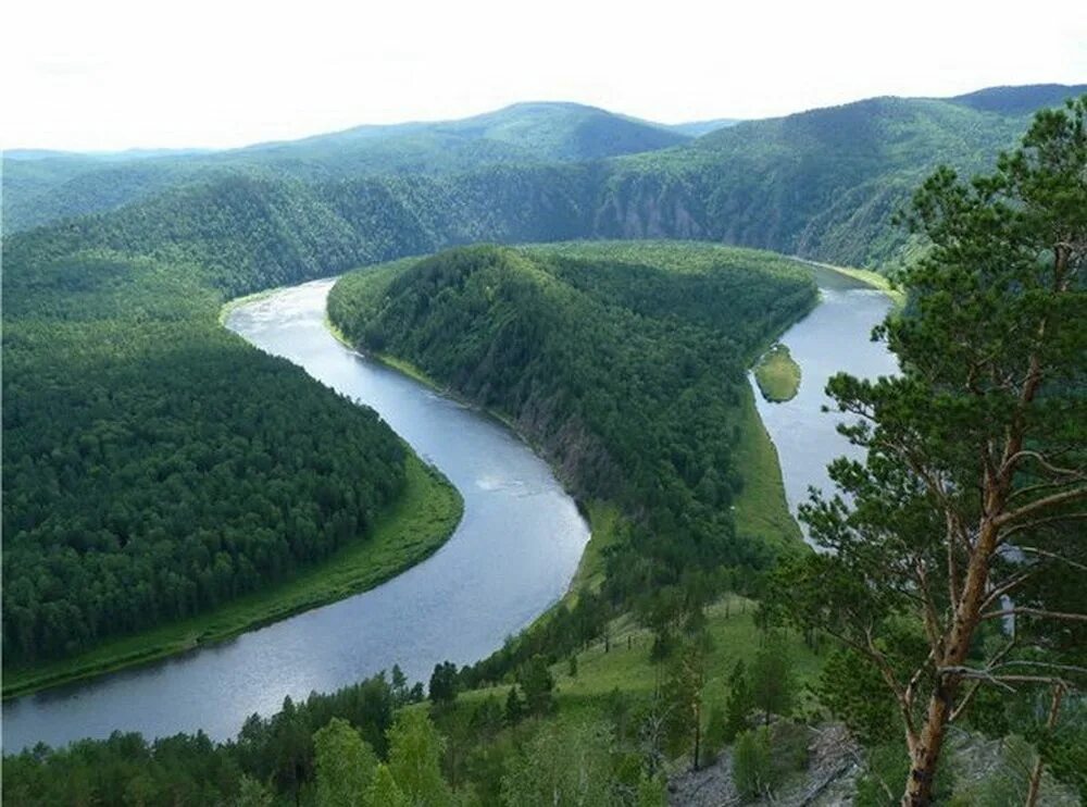 Енисей является самой полноводной рекой россии. Река Енисей. Реки России Енисей. Могучая река Енисей. Река Енисей фото.