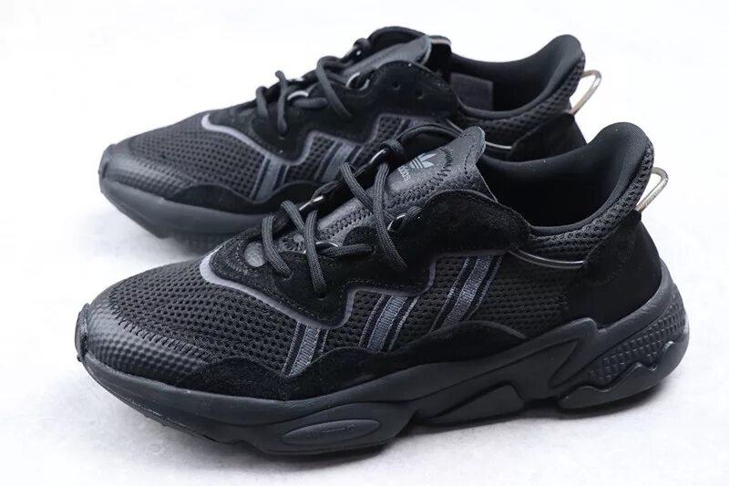 Мужские кроссовки ozweego. Adidas Ozweego Black. Adidas Ozweego adidas Black. Adidas Ozweego черные. Кроссовки adidas Ozweego мужские черные.