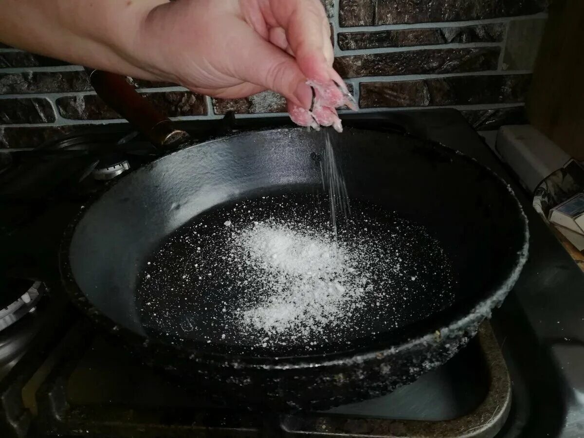 Можно ли жарить соленый