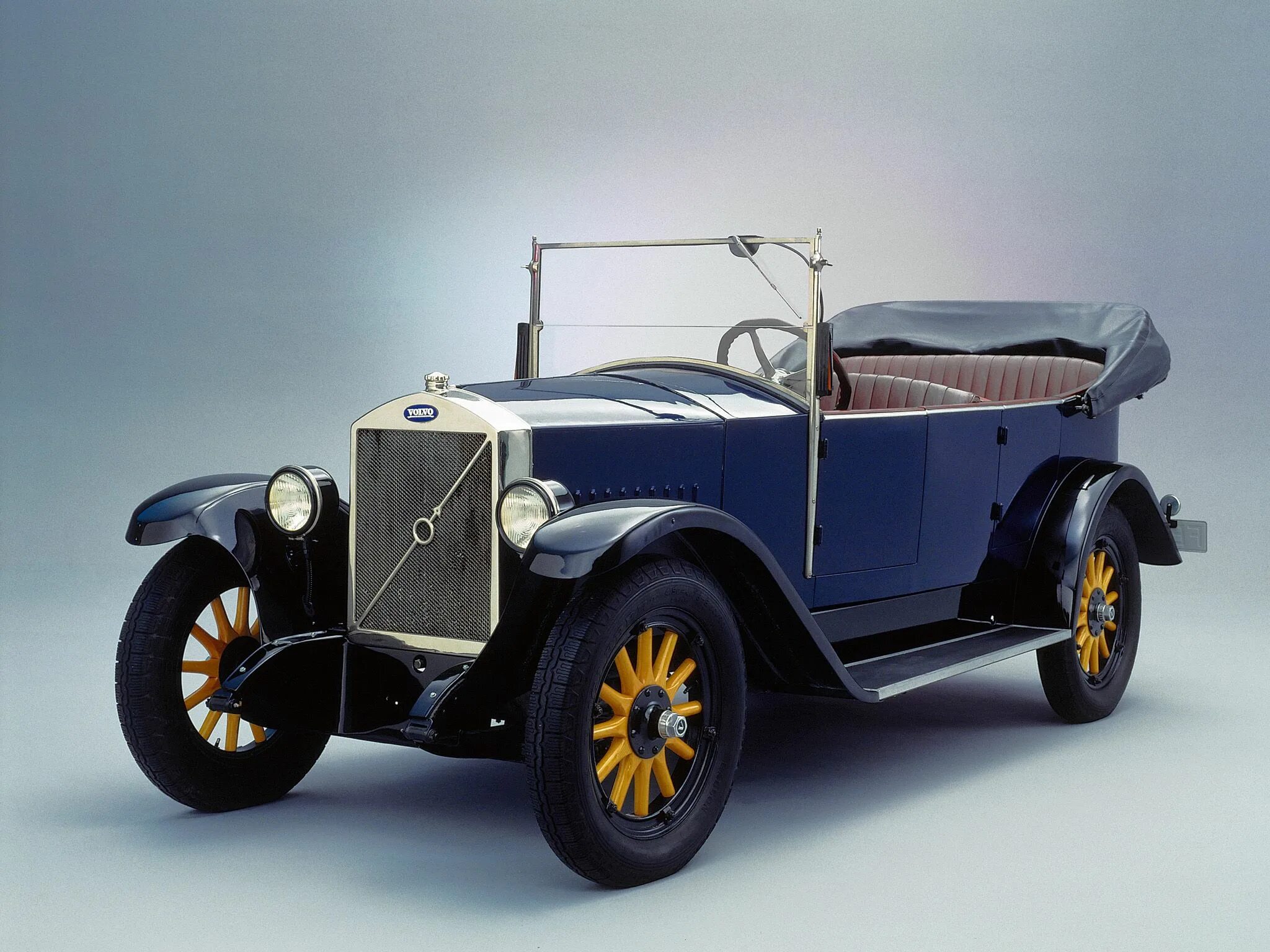 Видео 1 автомобиля. Volvo ov4. Вольво 1927 первый автомобиль. Volvo Jacob öv4. Вольво 1927 модель.