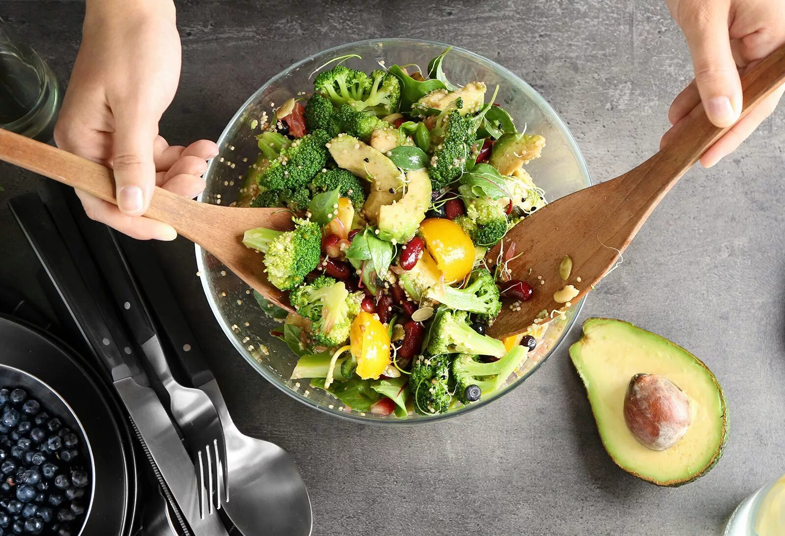 Обед порция маленького. Обед с собой. Здоровый ужин. Коллекция еда. Полезные и вредные углеводы.