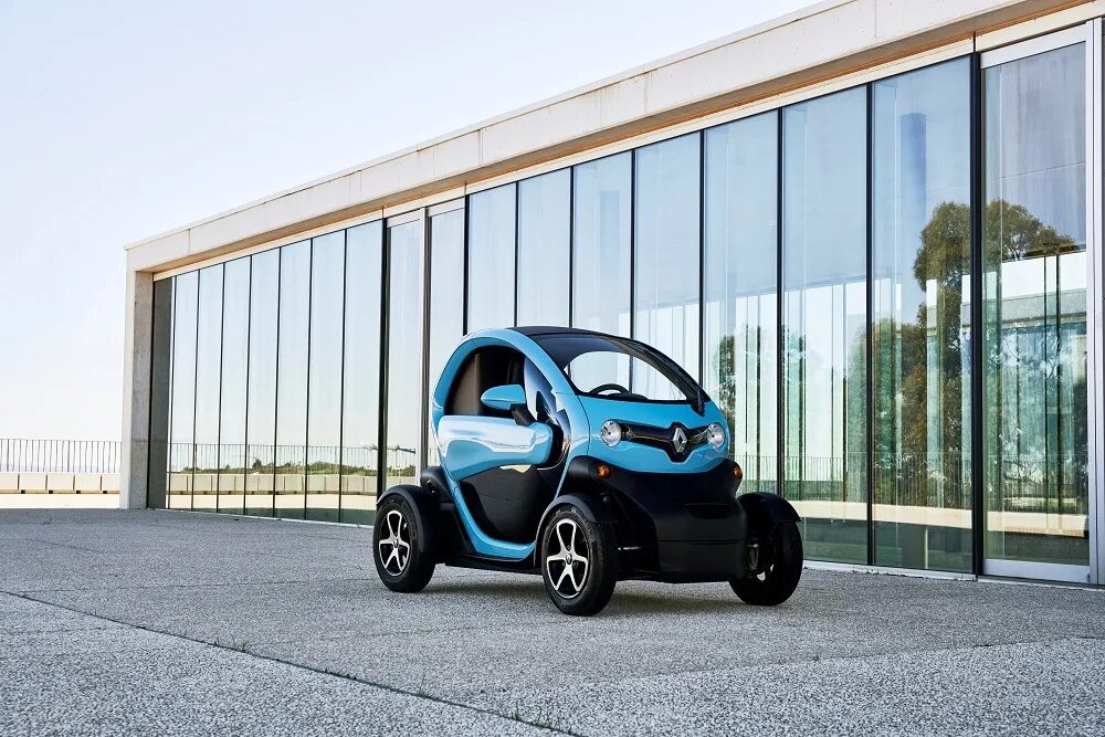 Электромобиль. Renault Twizy. Renault Twizy 2019. Renault Twizy (Рено Твизи). Маленький Рено Twizy.