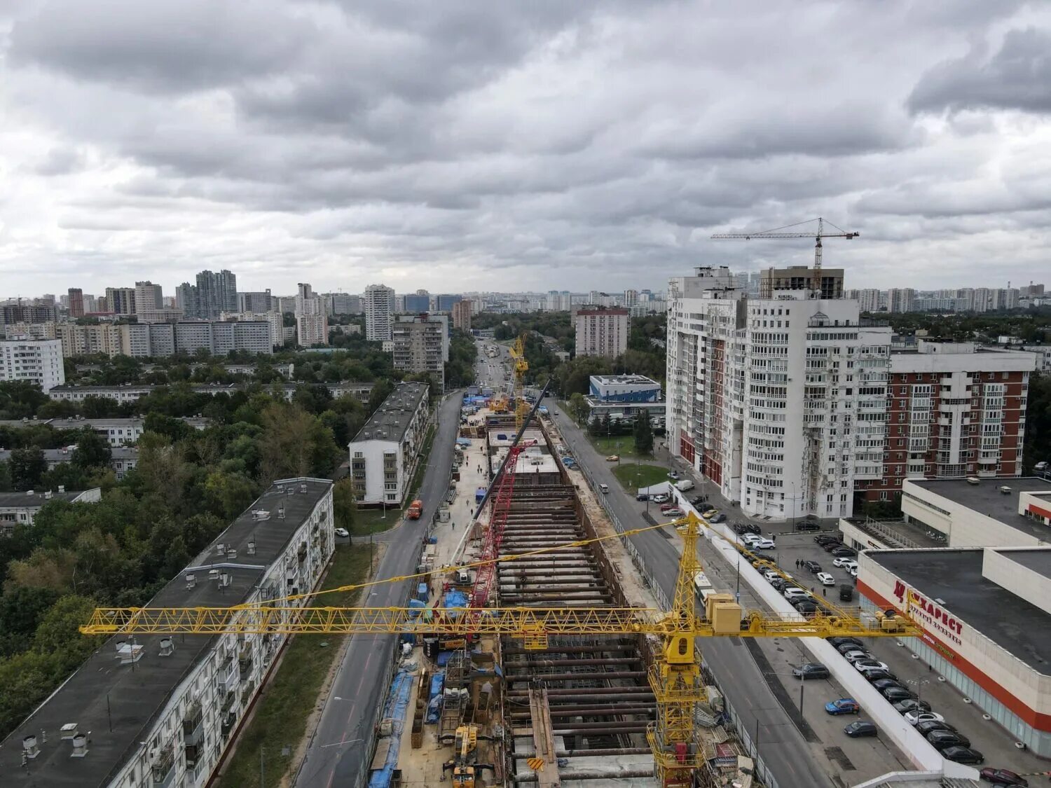 Квартиры метро зюзино. Станция Зюзино БКЛ. Зюзино (станция метро). Станция метро Зюзино Москва. Метро Зюзино БКЛ.