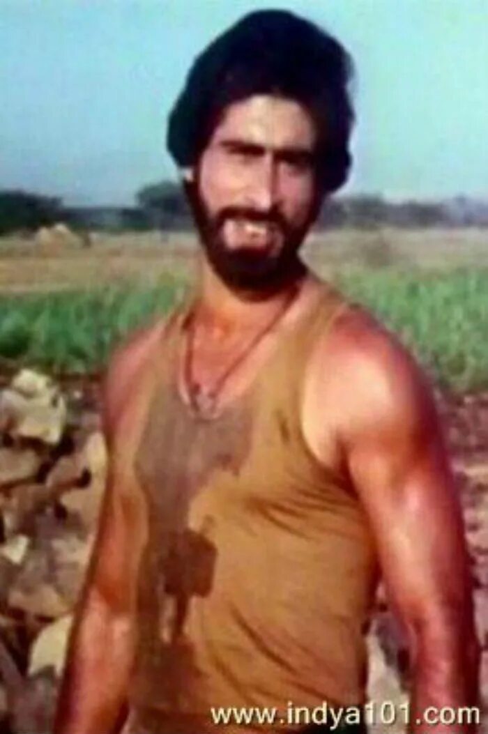 Маник ирани. Санайя ирани 2021. Маник ирани. Маник ирани. Маник ирани биография.