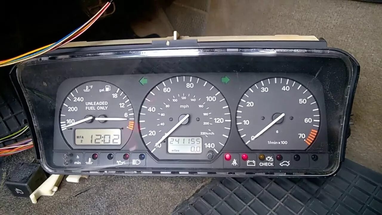 Как снять щиток приборов пассат б4 Замена лампочек приборки Volkswagen Passat B4, 1,8 л, 1995 года электроника DR