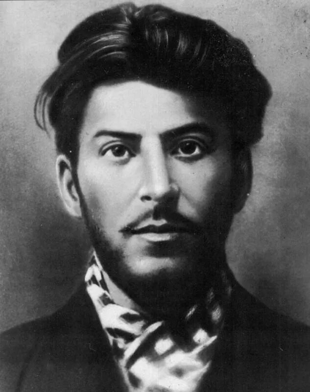 Джугашвили иосиф виссарионович в молодости. Иосиф джугашвили 1905. Сталин иосиф виссарионович молодой. Сталин иосиф виссарионович в молодости. Сталин 1922.