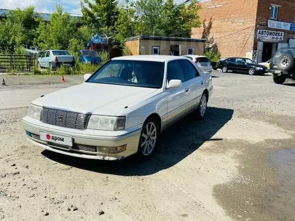 Амур дром ру. Toyota Crown 98. Тойота Краун 1998. Тойота Кроун 98г. Toyota Crown 98 года.