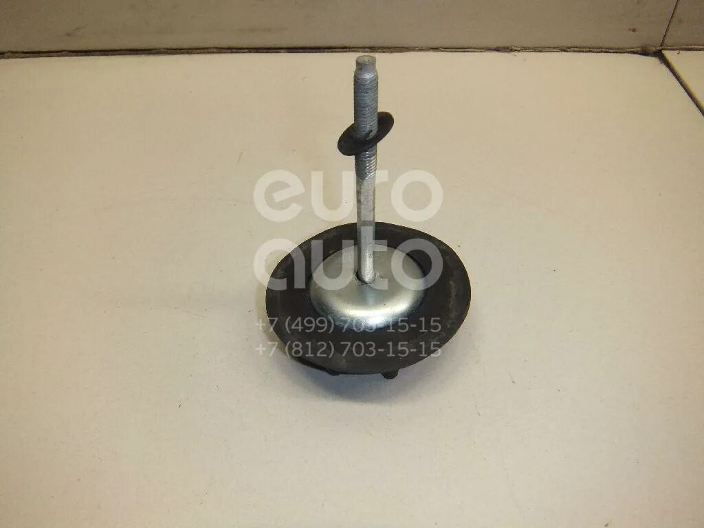 Болт крепления капота 2111. Болт запасного колеса 2190. Solaris болт крепления запасного колеса. Артикул болта стойки mitsubishi lancer 9. 1004011 болт запасного колеса.