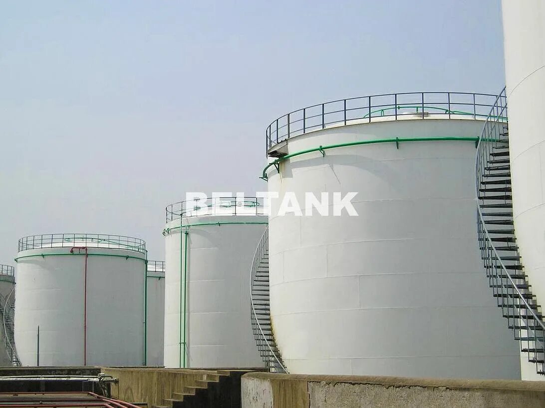 Емкость временного хранения нефти. Рвс резервуар вертикальный стальной. рвс 3000. резервуар рвс 3000. резервуар вертикальный для нефти рвс.
