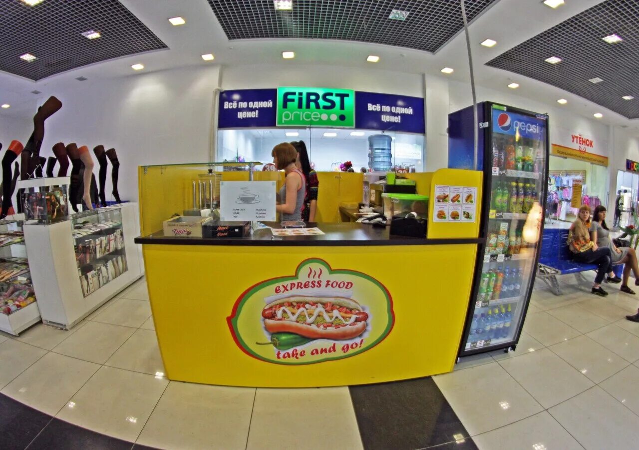 Трц галактика смоленск фудкорт. Футкорд барнаул галактика. Предприятия фаст фуд в торговом центре. Фудкорт ривьера бийск. Трц арена барнаул фудкорт.