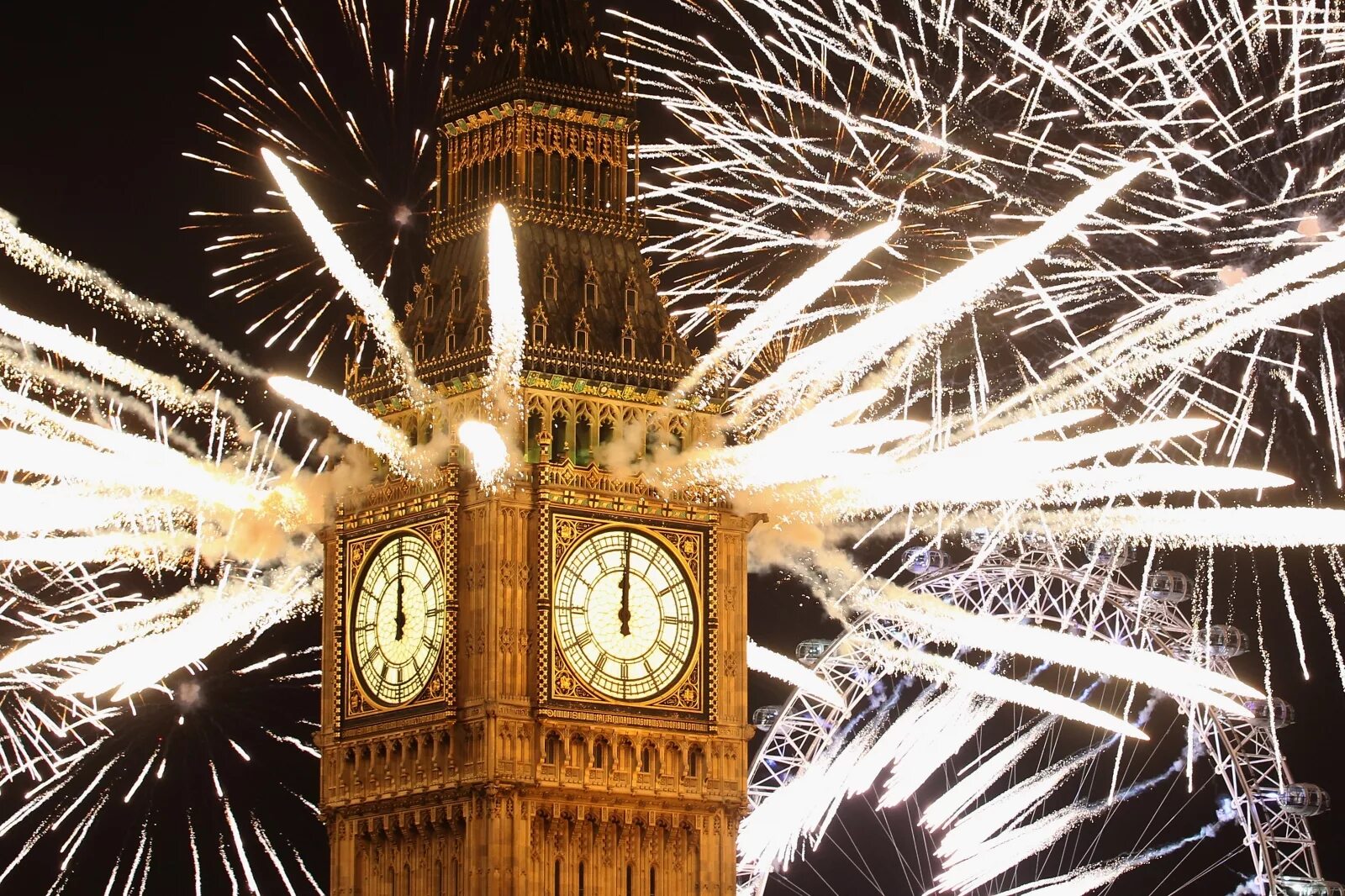 Новый год в лондоне. Новый год в англии биг бен. London holidays. London holidays. London holidays.