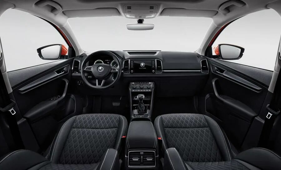 Карок из китая. Skoda karoq торпедо. skoda karoq панель. skoda karoq салон. карок 2018.