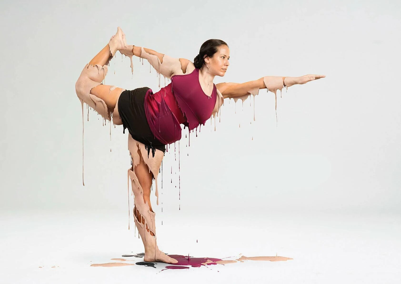 Рекламный баннер йога. Реклама йоги в картинках. Приглашение на занятия йогой. Креативная реклама фитнеса. Набор в группу йоги.