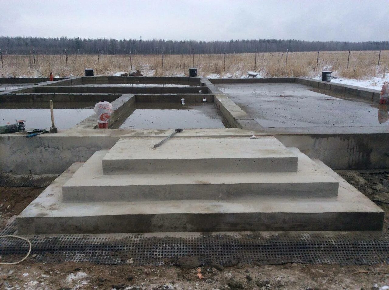 Ж б плиты фундамента