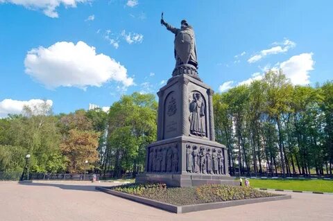 Памятники белгород