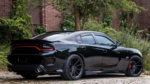 Charger black
