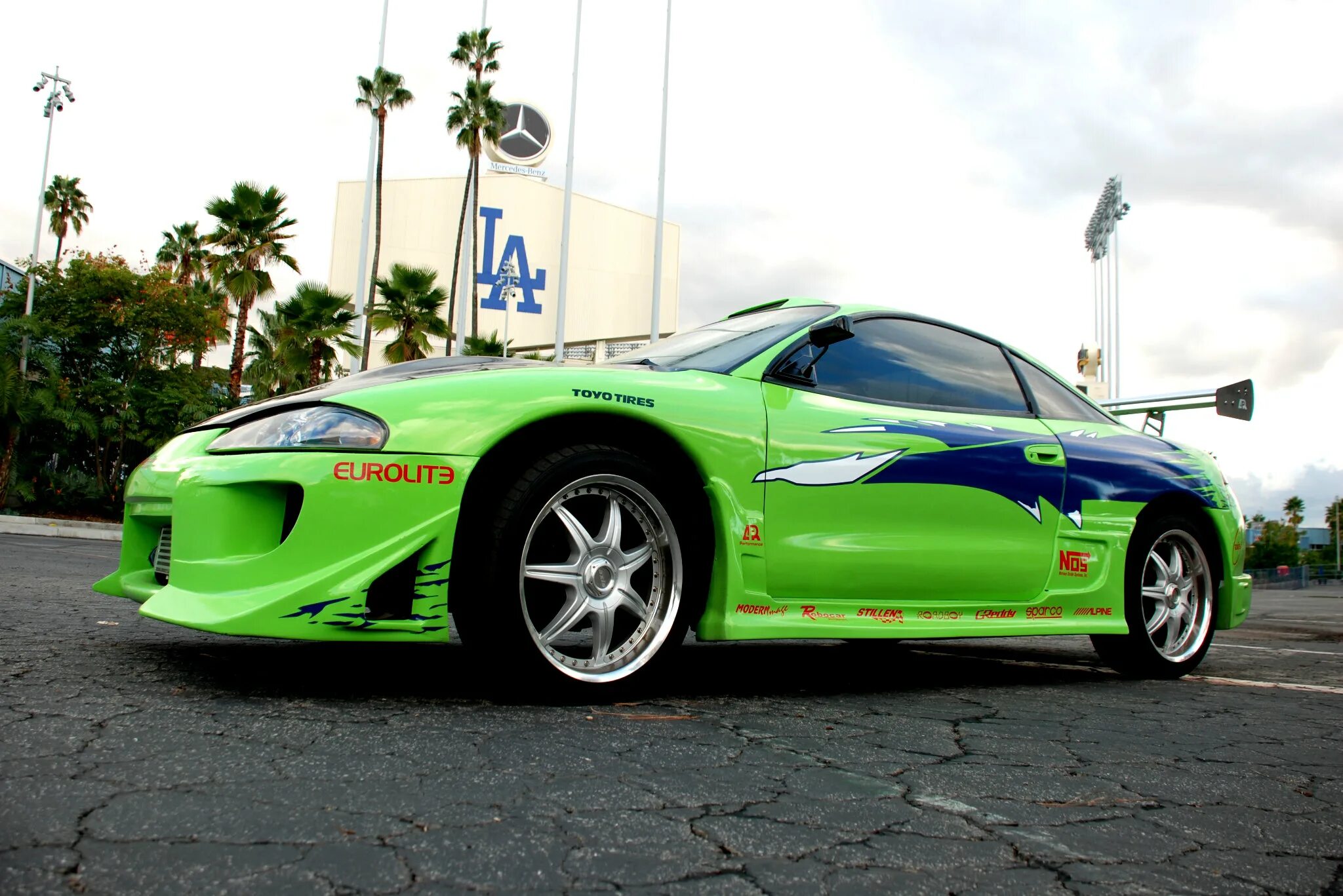 Eclipse fast and furious. Mitsubishi eclipse 2g форсаж. mitsubishi eclipse 1995 форсаж. митсубиси эклипс 3 форсаж. тойота супра и митсубиси эклипс.