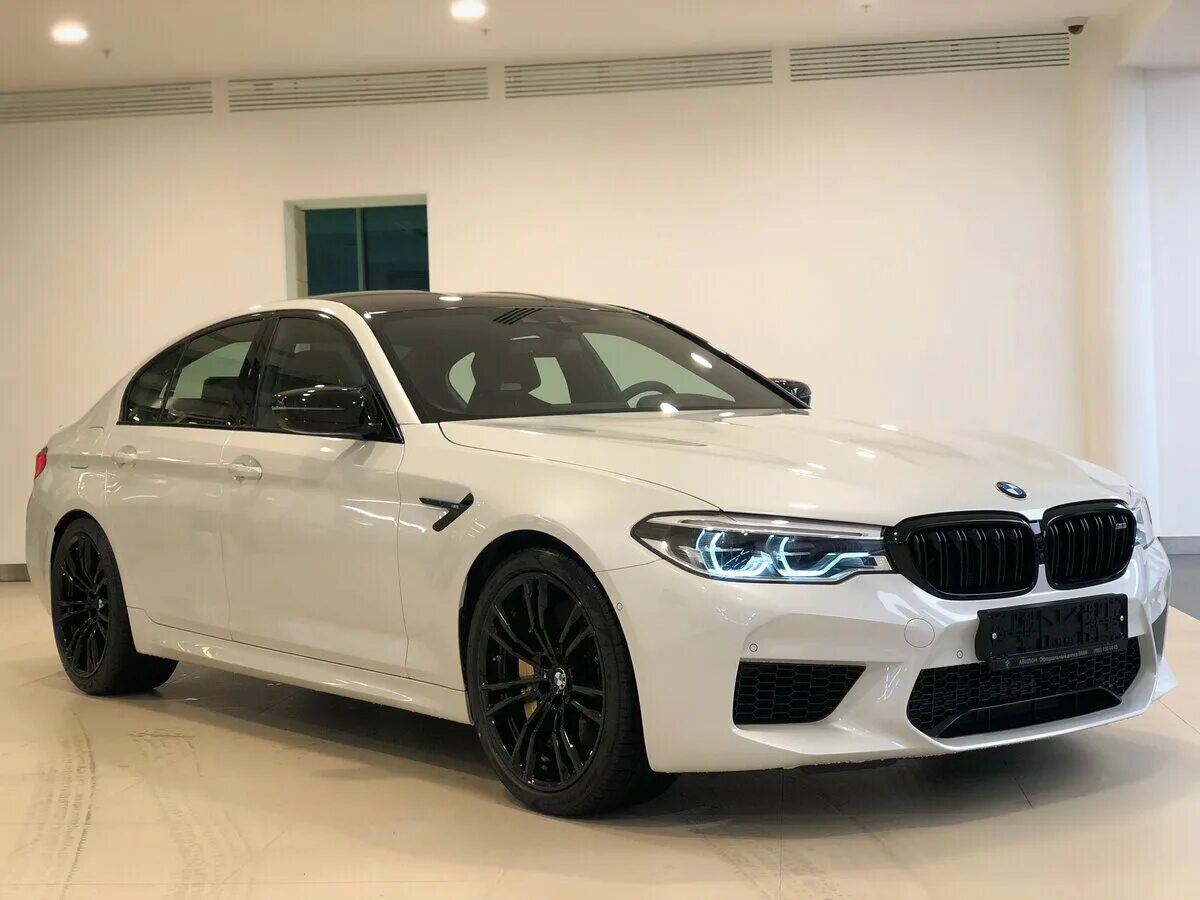 BMW m5 f90 m Performance. BMW m5 f90 Competition White. BMW m5 f90 белая. BMW m5 f10 2018. Сколько стоит м5 компетишн