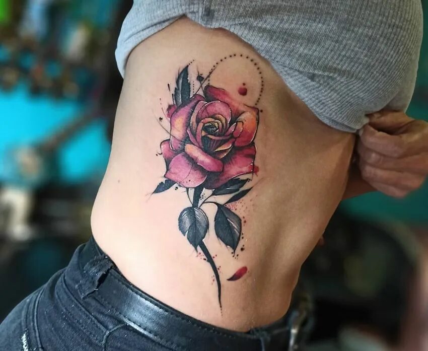 Женские тату розы. Пионовидные розы тату. Татуировка в виде розы.