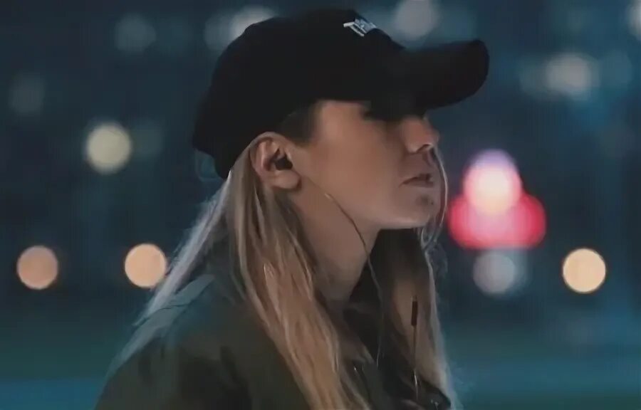 Клип многоэтажка. Песня многоэтажки. Песня многоэтажки. 5ста фэмили многоэтажки. Многоэтажки 5sta family.