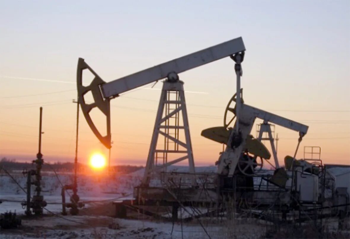 Приобское месторождение ханты-мансийск. Добыча нефти и газа в хмао. Нижневартовск месторождения нефти. Сургутнефтегаз добыча нефти. Нефтяное месторождение хмао.