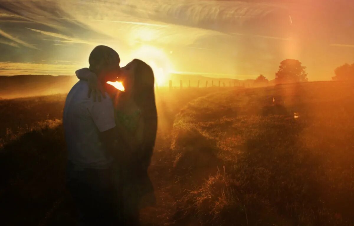 огромное небо одно на двоих. 1 небо на двоих. небо на двоих данилов. небо на двоих. 1 небо на двоих.