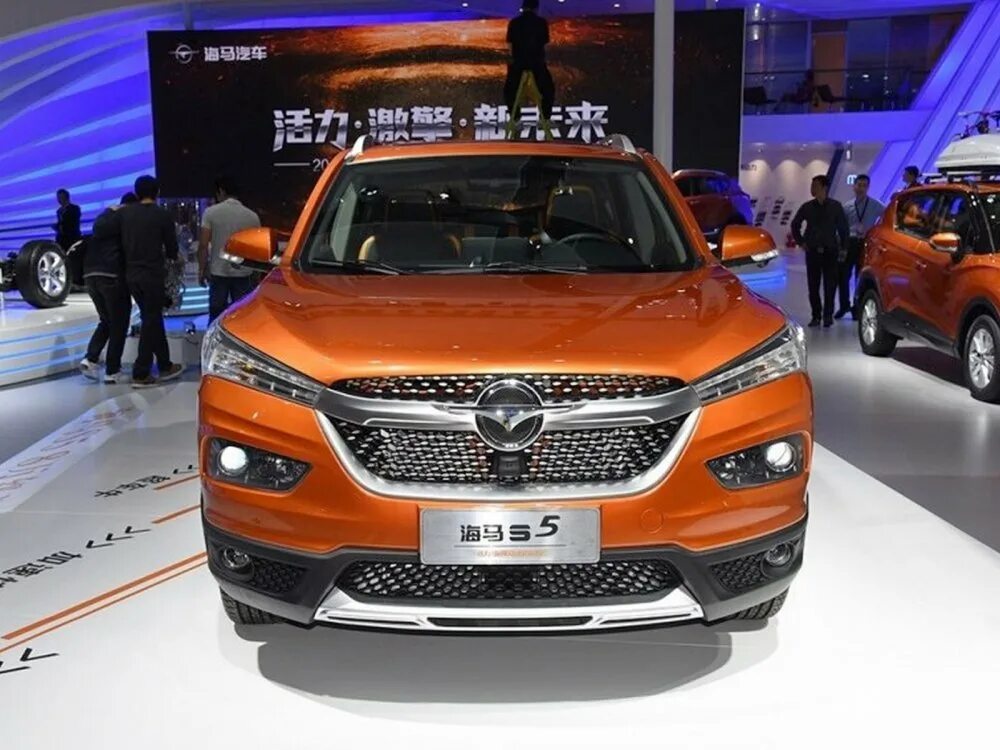 Китайский кроссовер. Китайские паркетники jetour. Suv китай. Китайский кроссовер 2016. Китайский электромобиль.
