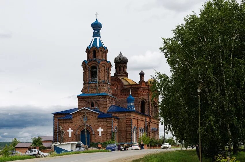 Белоярский свердловская область. Церковь Бруснятское Свердловская область. Село Бруснятское Белоярского района храм. С.Бруснятское Белоярский Свердловская область. Село Бруснятское Белоярского района Свердловской области.