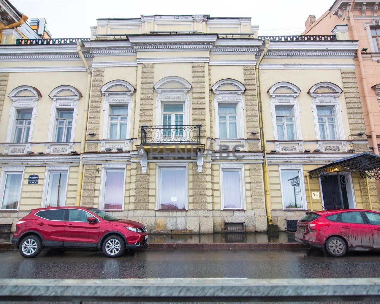 Гостиница "история на английской набережной". , 46. Галерная 46. Английская набережная дом 50. , 46.