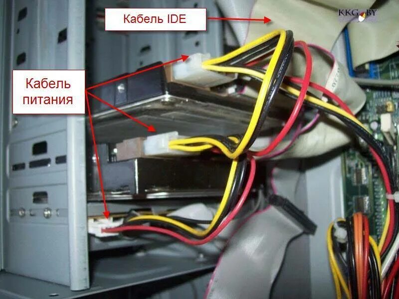 Блок питания компа провод сата. Провод питания для дисковода от блока питания. Нет провода для подключения жесткого диска к блоку питания. Разъемы питания от блока питания к жесткому диску и DVD.