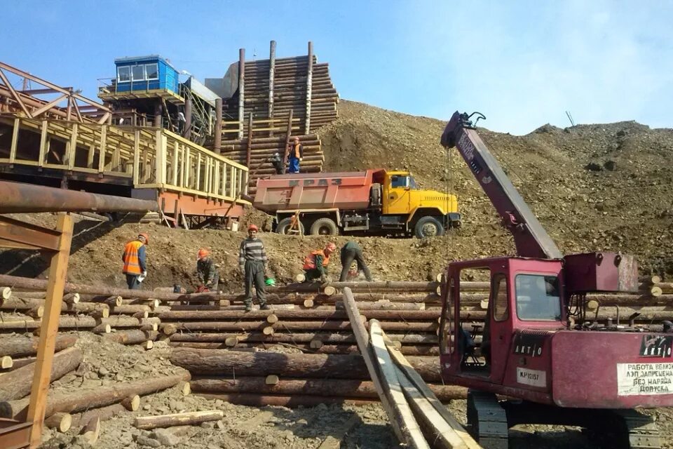 Артели хабаровск. Старательская Артель Амур объединение Приморзолото. Артель Старатели Амур кондёр. Артель старателей Амур золото. • ЗАО Артель старателей «ойна».