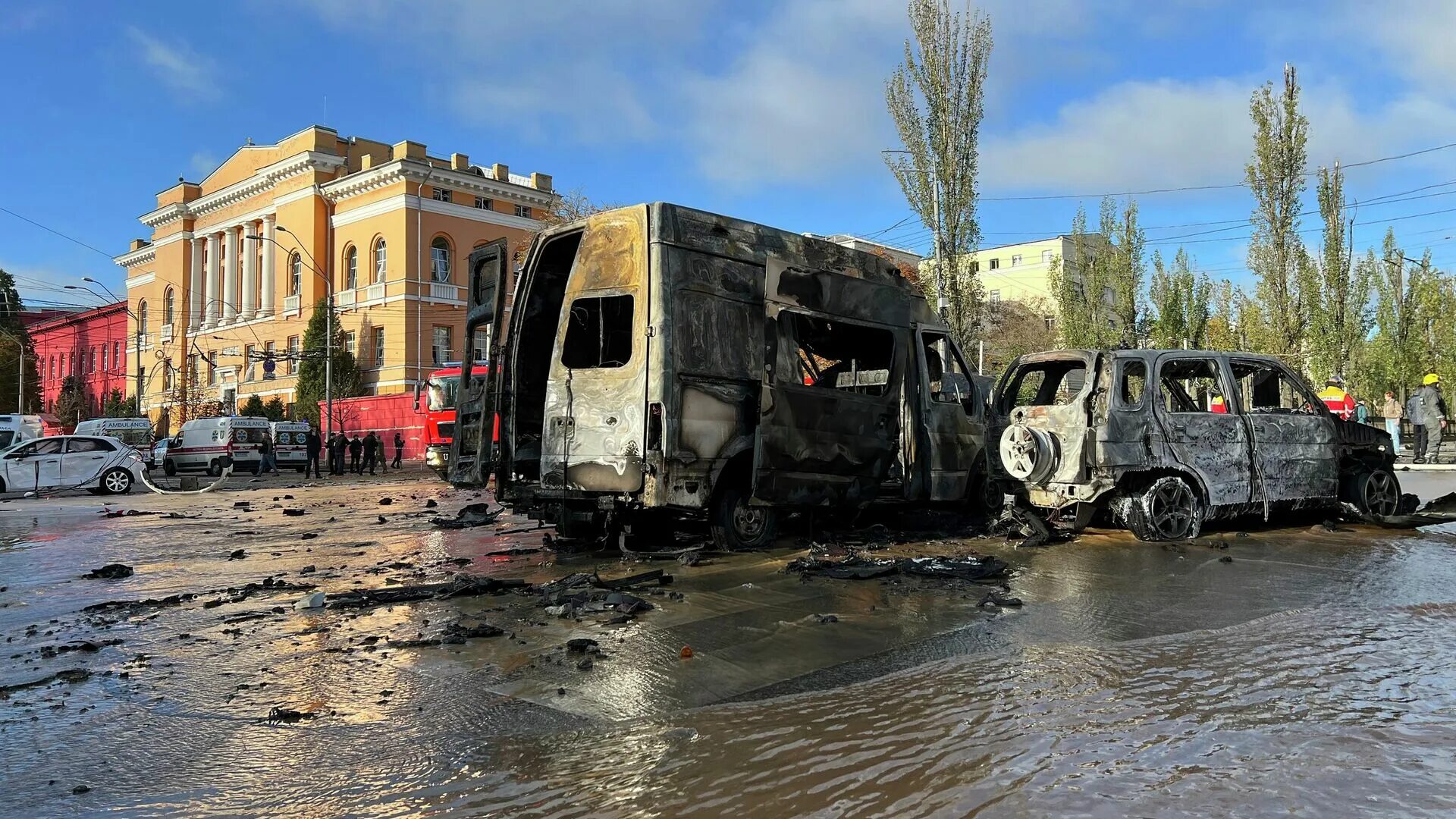 Взрыв в киеве сегодня последние новости. Взрывы в Киеве 2022. Ситуация на Украине. Взрыв Киевского моста.