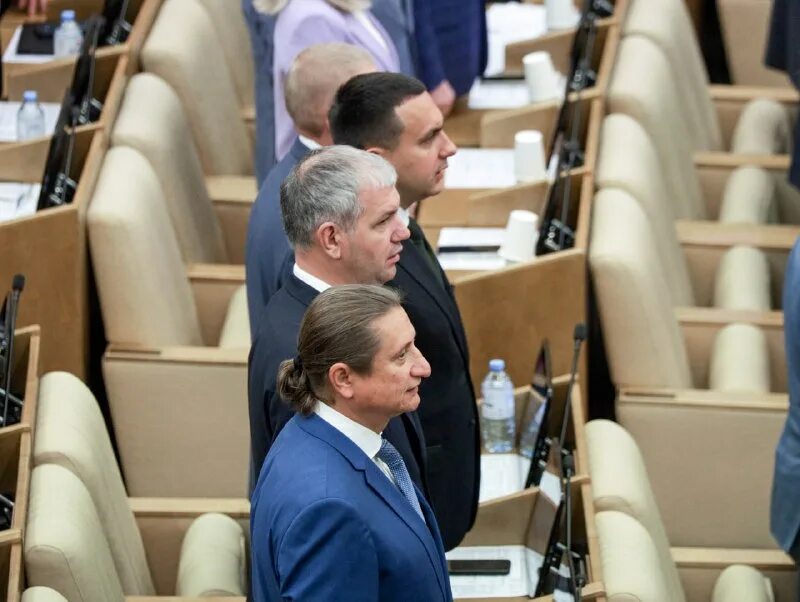 депутаты госдумы рф фото. депутаты госдумы. депутаты в думе. будет ли работать госдума. будет ли работать госдума.