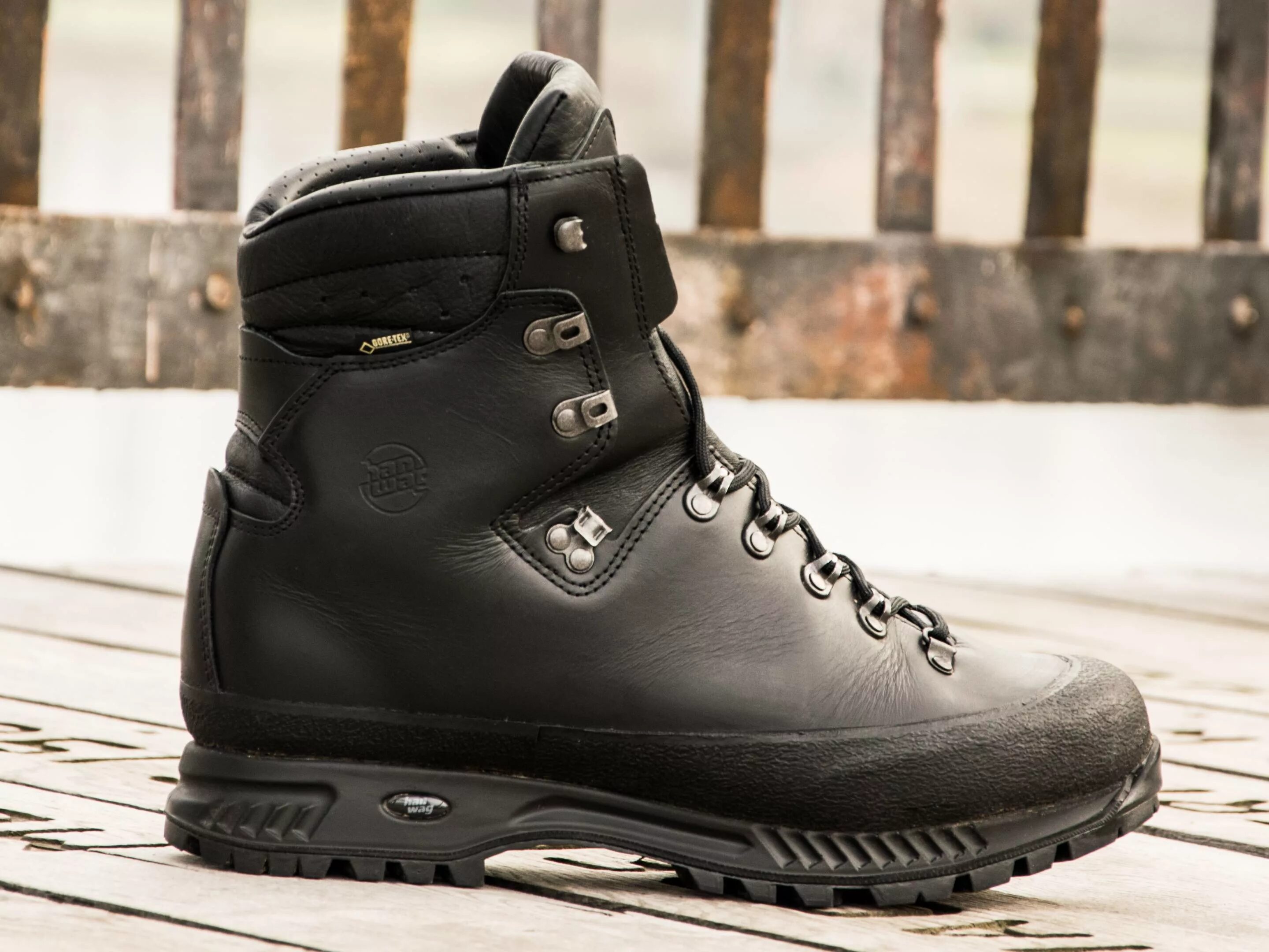 Ханваг Берглер. Ботинки мужские Hanwag Alaska Winter. Ботинки мужские Hanwag Alaska Winter GTX Black. Финские сапоги зимние мужские. Boot out