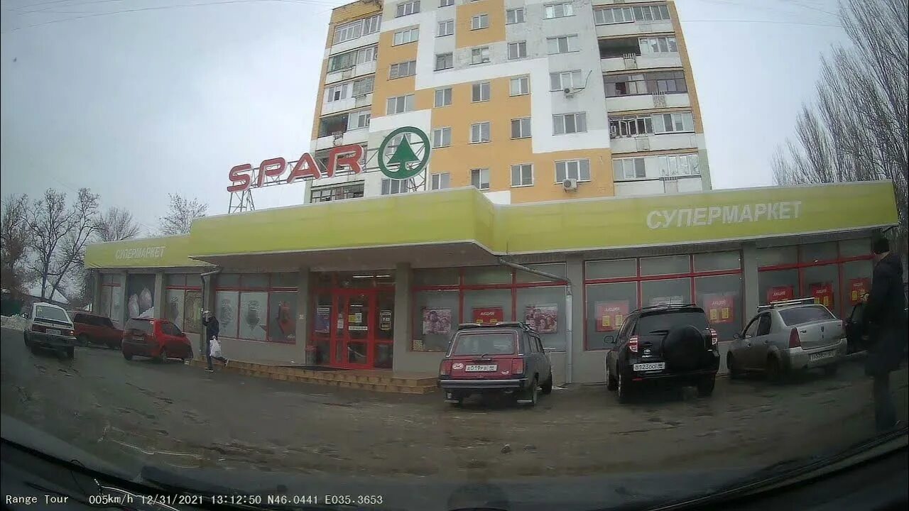 Спар луганск. Луганск авиацентр спар. Спар луганск оборонная. Спар солнечный луганск. Супермаркет луганск спар.