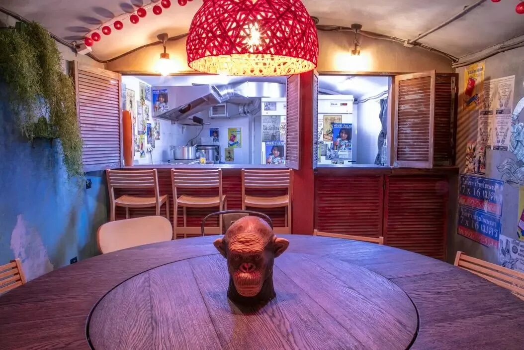 Манка бар. Неон манки бар. тайский бар neon monkey. neon monkey бар москва. неон манки москва.